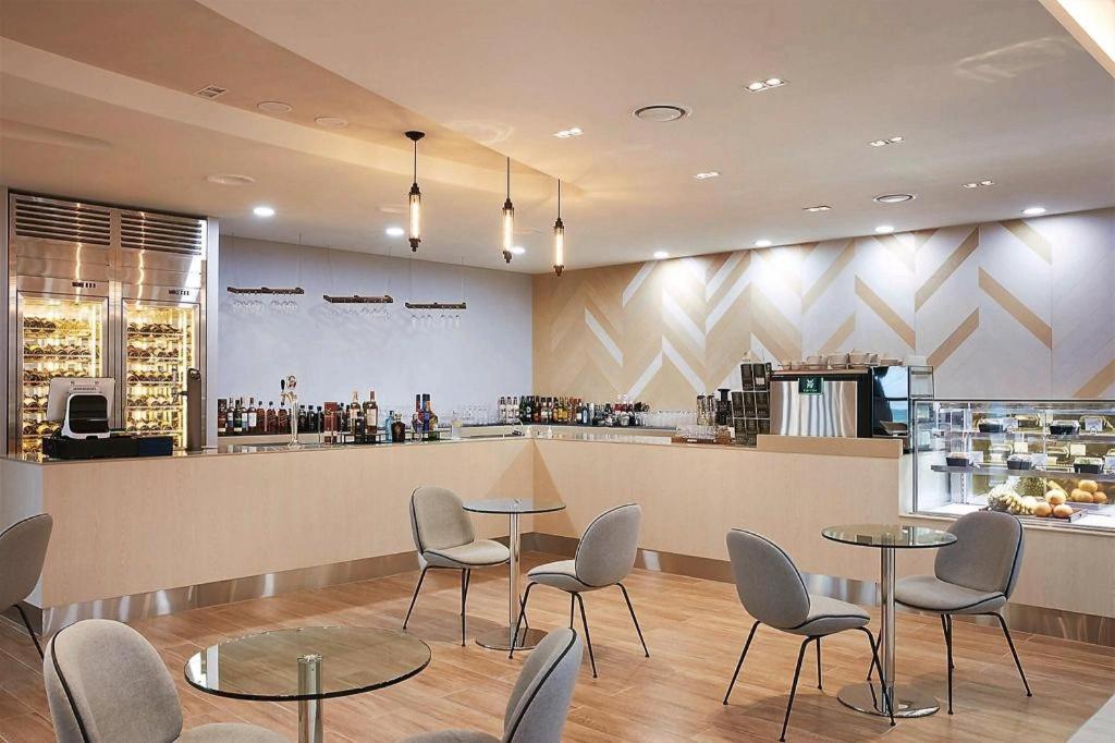 仁川机场豪生酒店 4*
